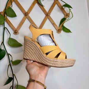 MICHAEL MICHAEL KORS Berkeley Canvas Wedges In Cantaloupe